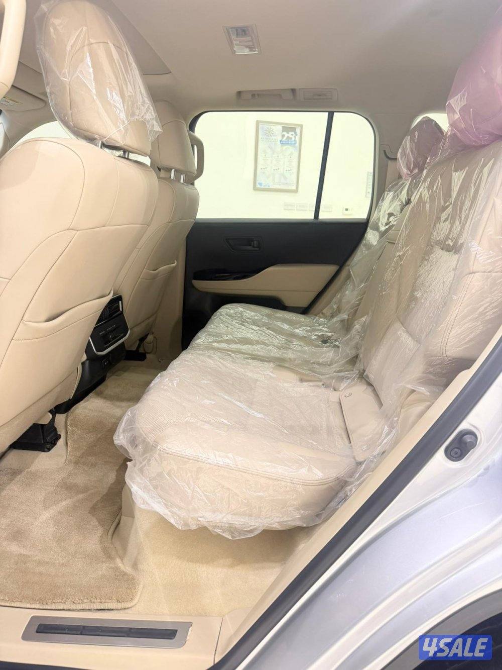 للبيع تويوتا لاندكروس GXR 4K بدون تيربو موديل 20255