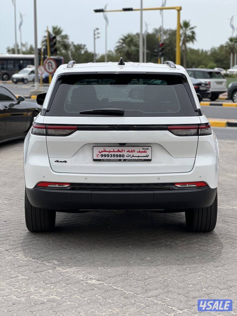 للبيع جراند شيروكي بحالة ممتازة2