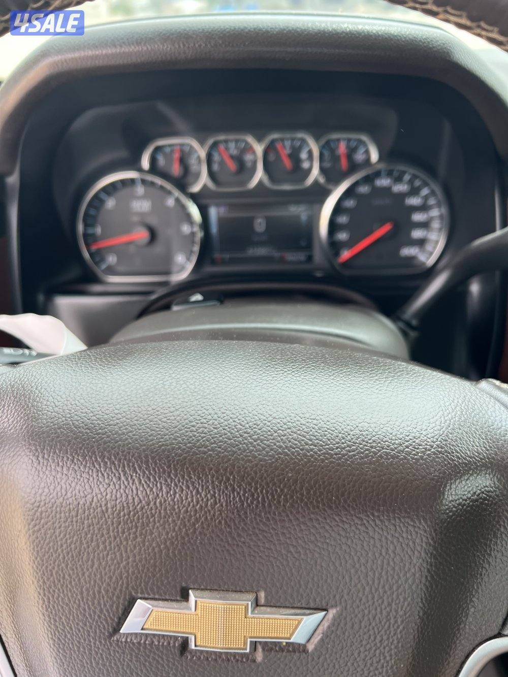 لليي يدور على النظيف للبيع تاهو LTZ مودل 2015 مالك اول صبغ وكاله5