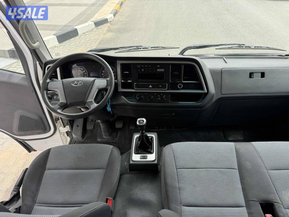 هاف لوري هيونداي موديل 2020 بحاله الوكاله13