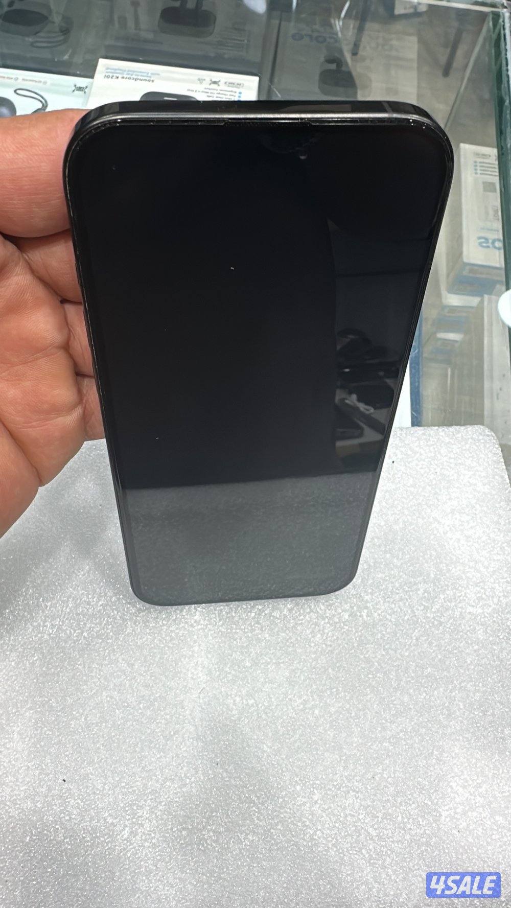 ايفون 16 بروماكس0