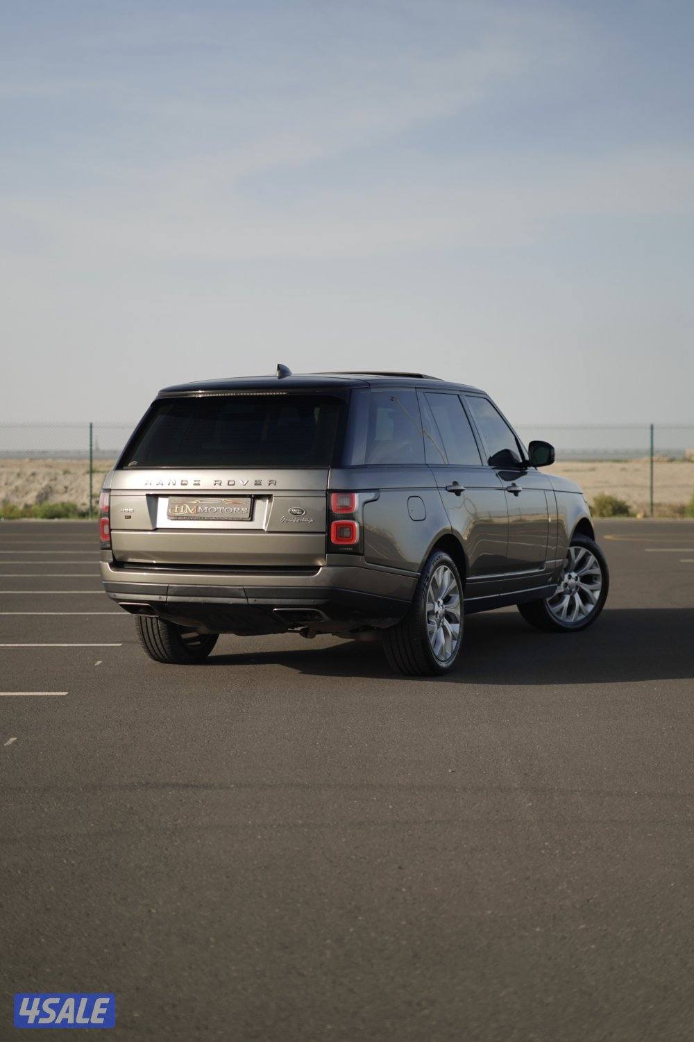 Range Rover Vogue HSE / 2018 / صبغ وكاله /1