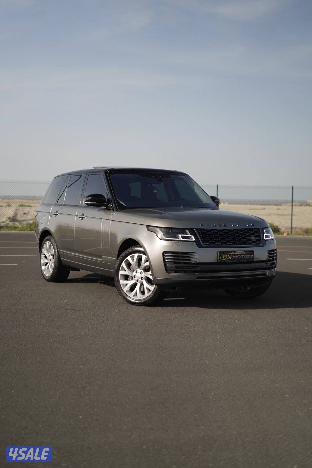 Range Rover Vogue HSE / 2018 / صبغ وكاله /3