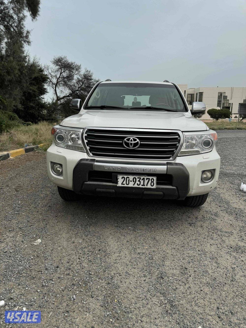 جيب لاندكروز0