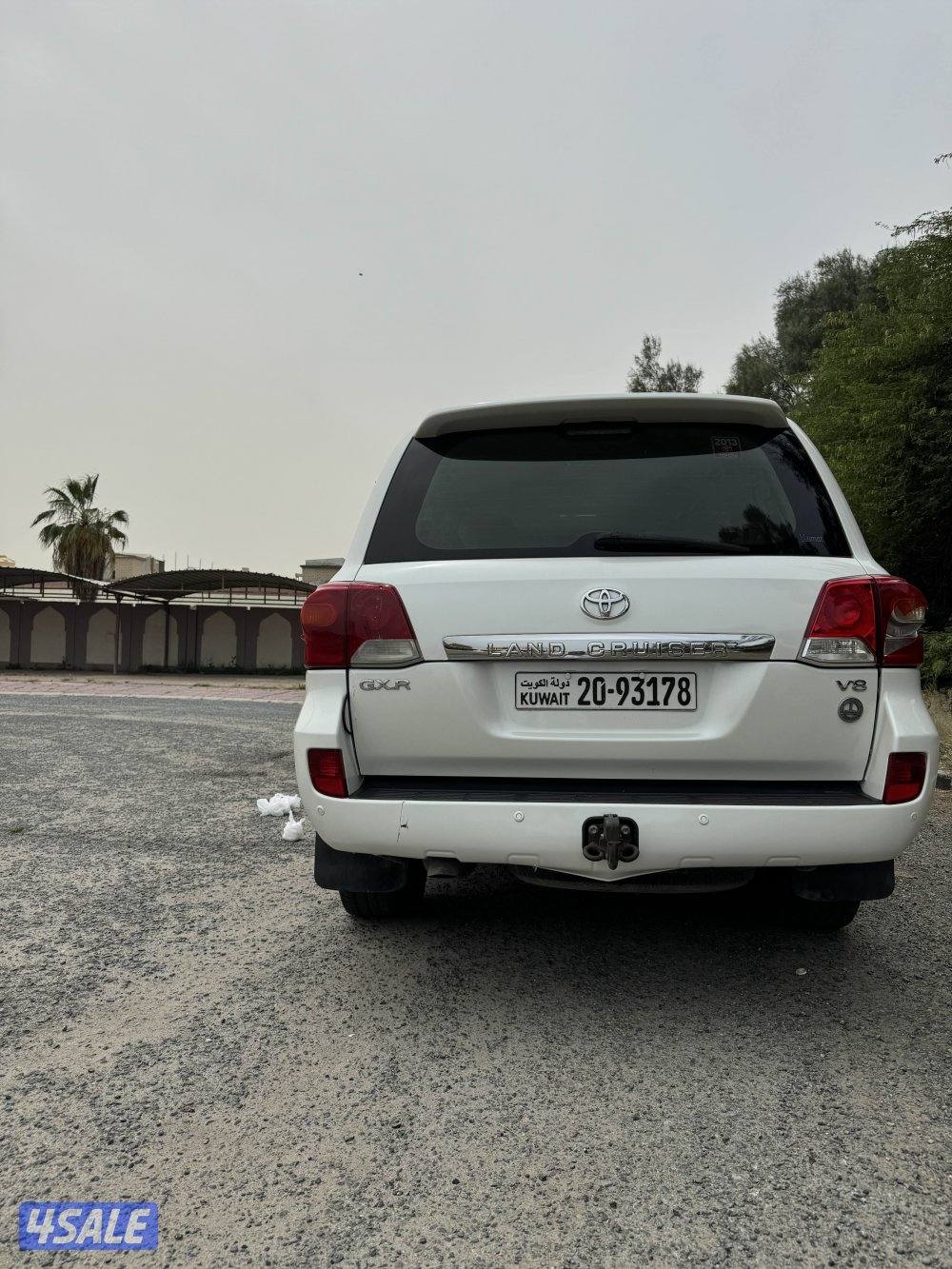 جيب لاندكروز1