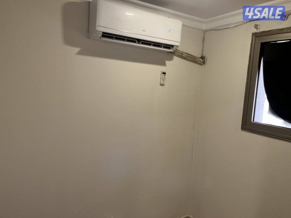 مقابل حولي شارع المغرب السريع بدون اصنصير الدور الثاني يوجد بها سطح6