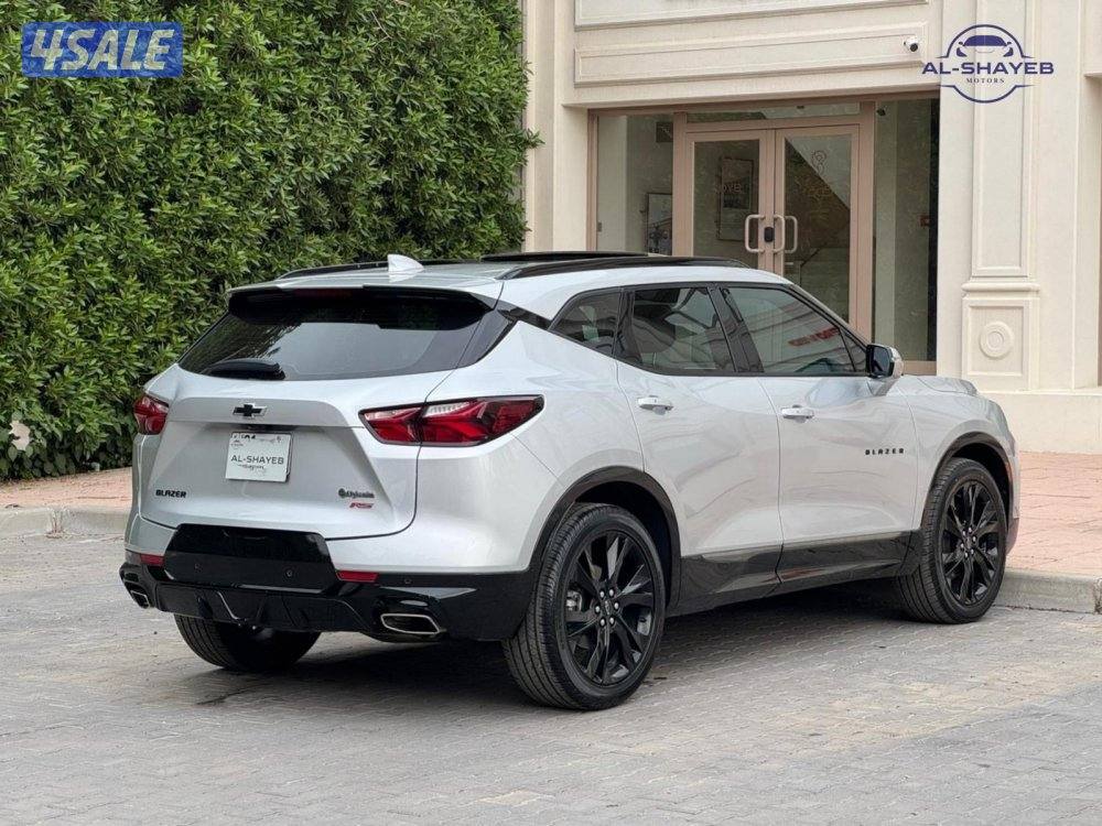 بليزر 2022 RS عداد 45 الف صبغ الوكالة4