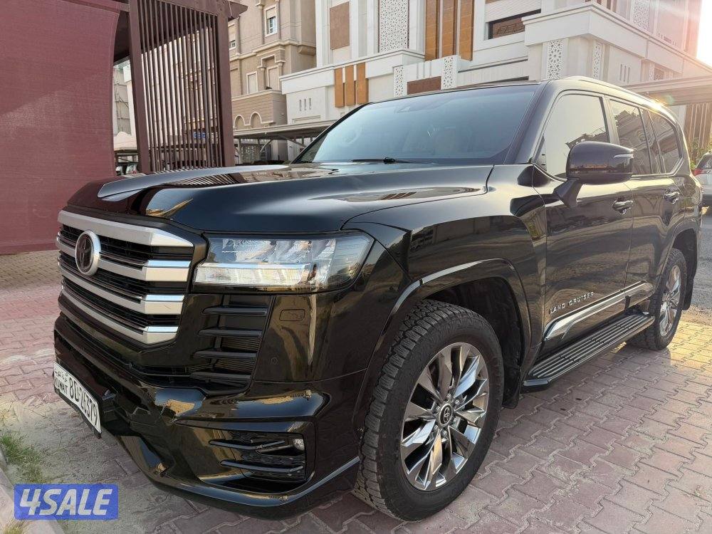 لاند كروز 2024 الساير ايرو S تون تيربو بحاله الوكاله عداد 72 الف2