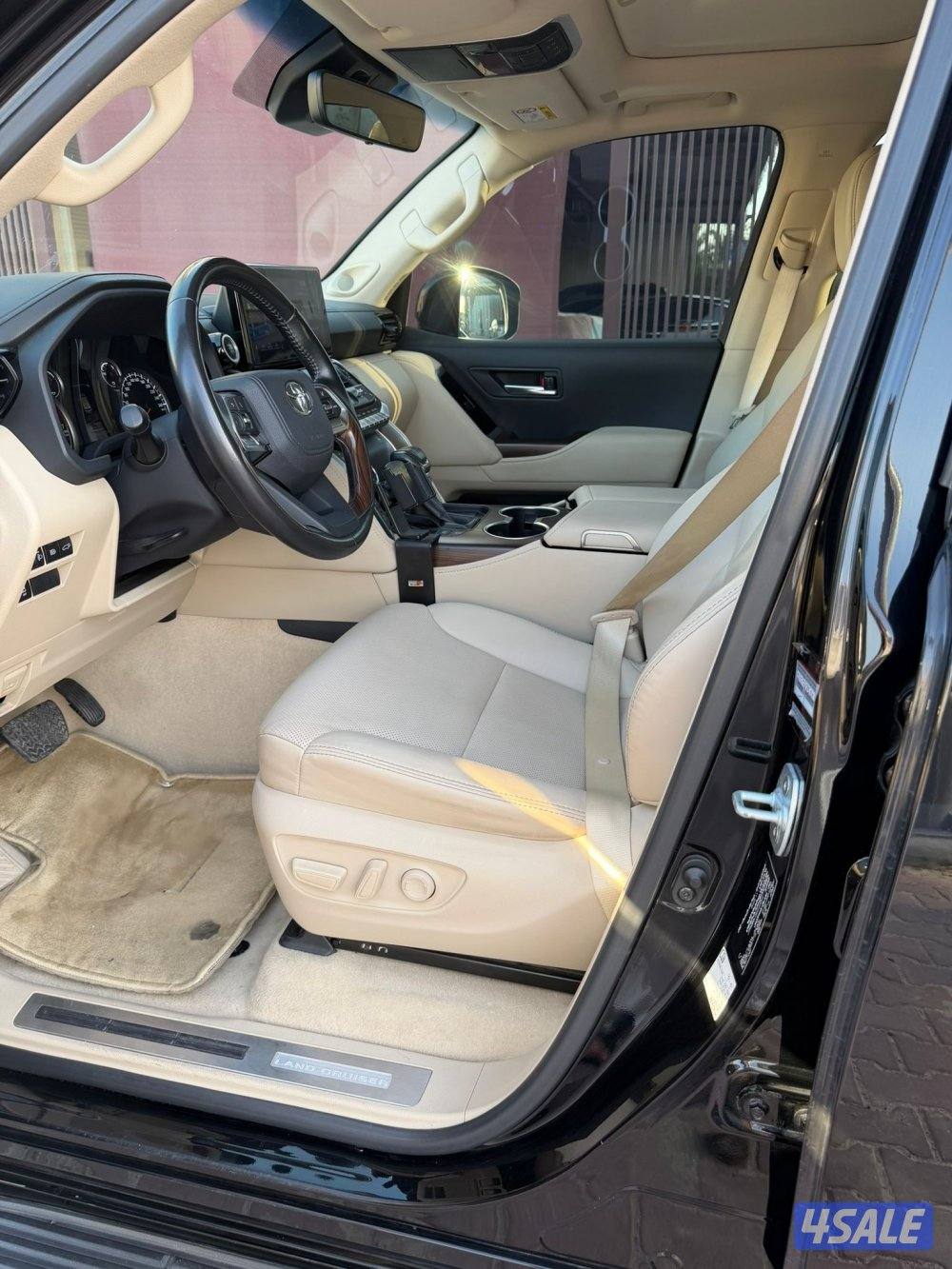 لاند كروز 2024 الساير ايرو S تون تيربو بحاله الوكاله عداد 72 الف5