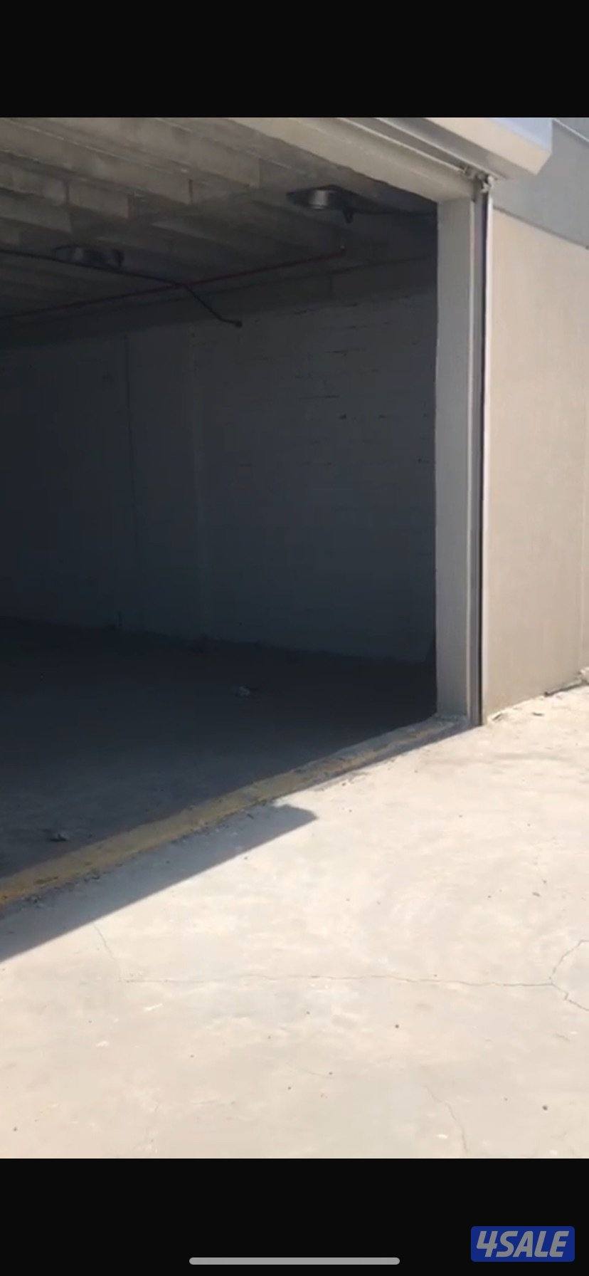 مخزن ٢٠٠ متر ايجار ٧٠٠0