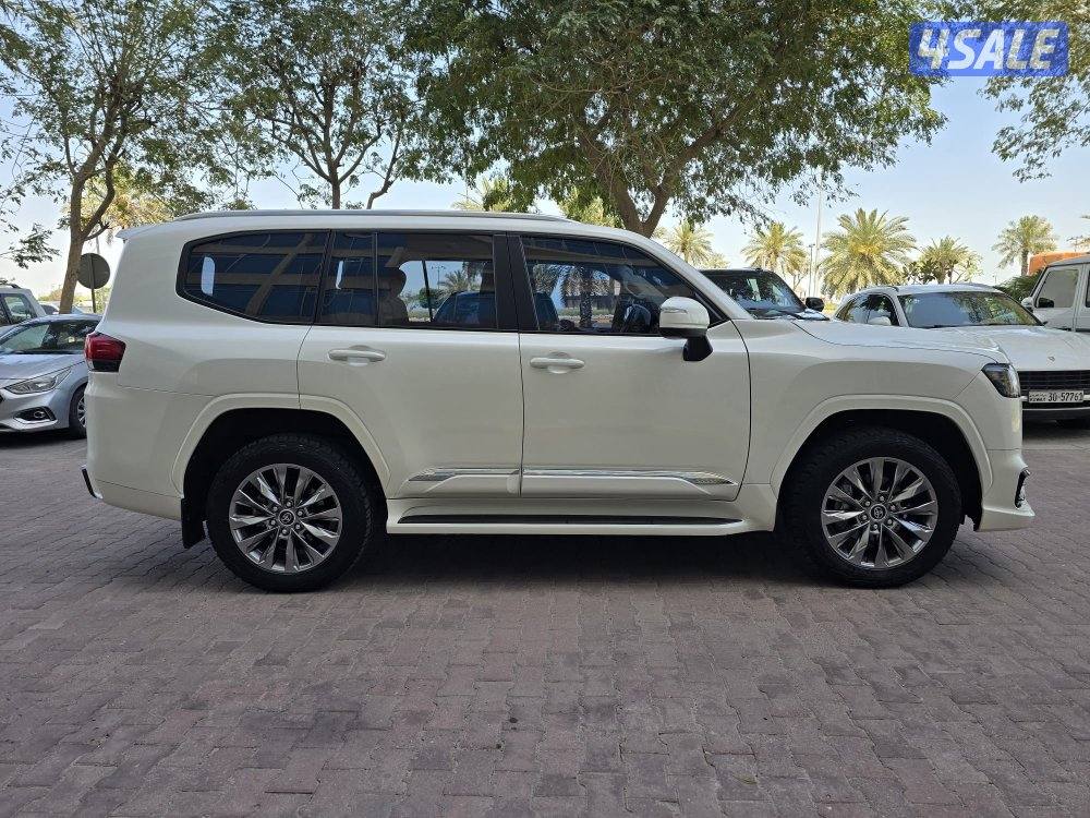 لاند كروز جي اكس ار ماشي 54  صبغ الوكاااله موديل 2023 بحالة الوكاله فل0