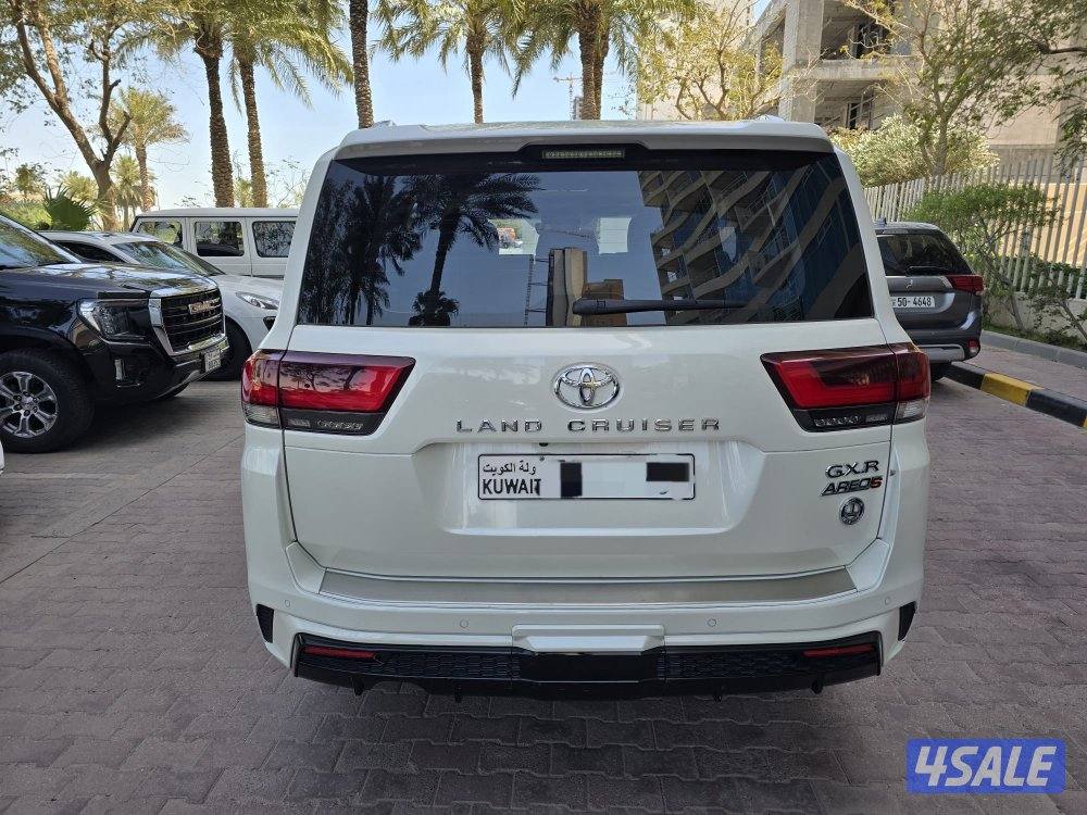 لاند كروز جي اكس ار ماشي 54  صبغ الوكاااله موديل 2023 بحالة الوكاله فل5
