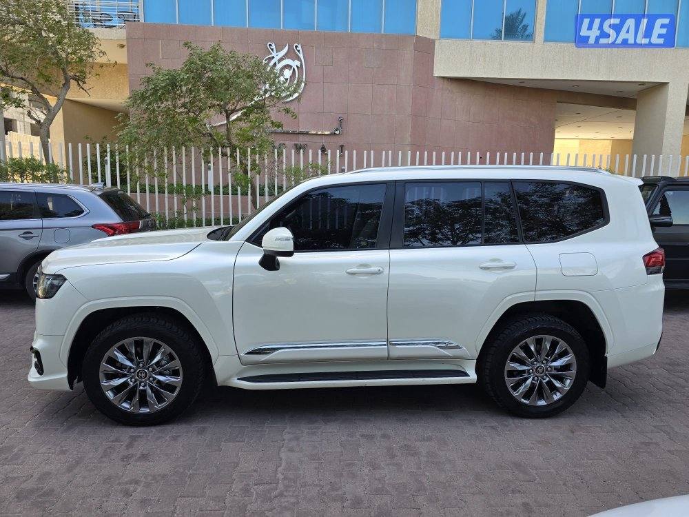 لاند كروز جي اكس ار ماشي 54  صبغ الوكاااله موديل 2023 بحالة الوكاله فل6
