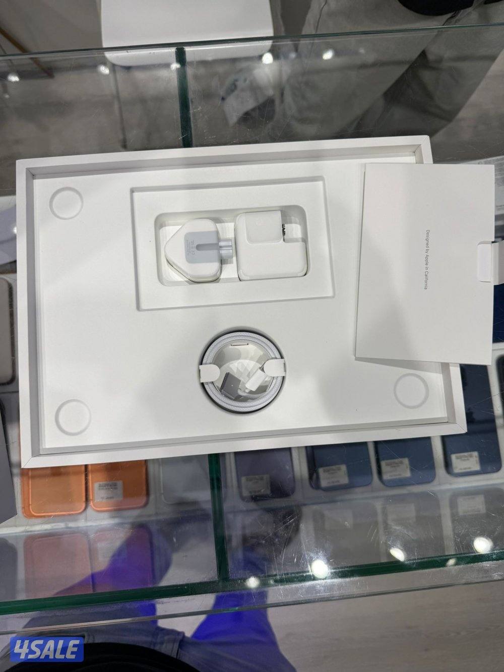 1 Day used Macbook Air 13 16GB 256GB M4 Chip2