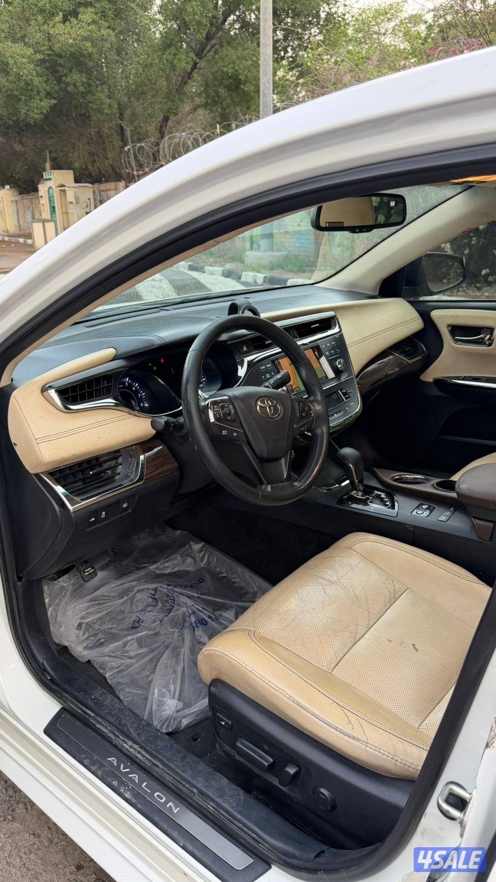 افالون 2014 نظيف جدا1