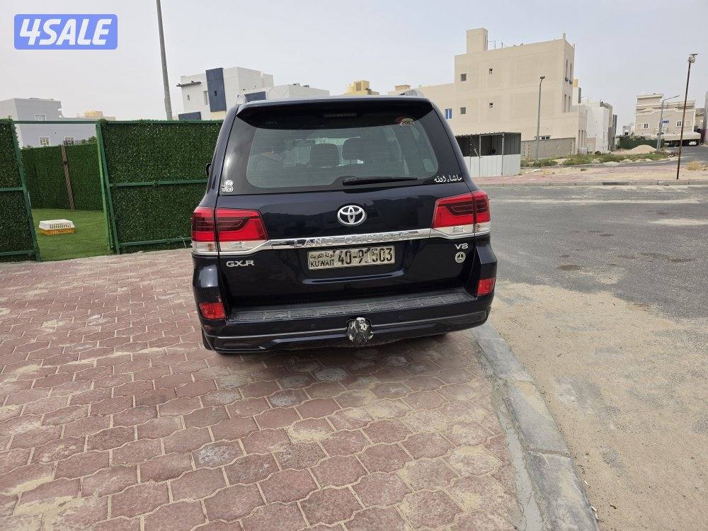 لاندكروزر٢٠١٧2