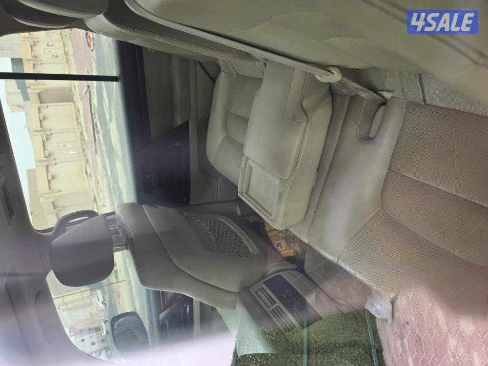 لاندكروزر٢٠١٧4