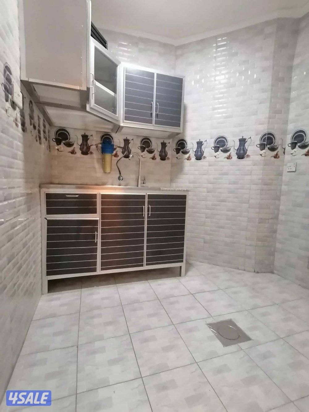 شقق خلو وفاضي غرفةصالةسوبر لوكس حمام مطبخ جديد تكيف بارد مصافط متوفرة6