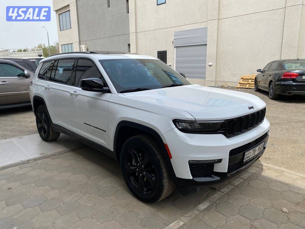 للبيع جراند شيروكي موديل 2022 بحالة الوكاله4
