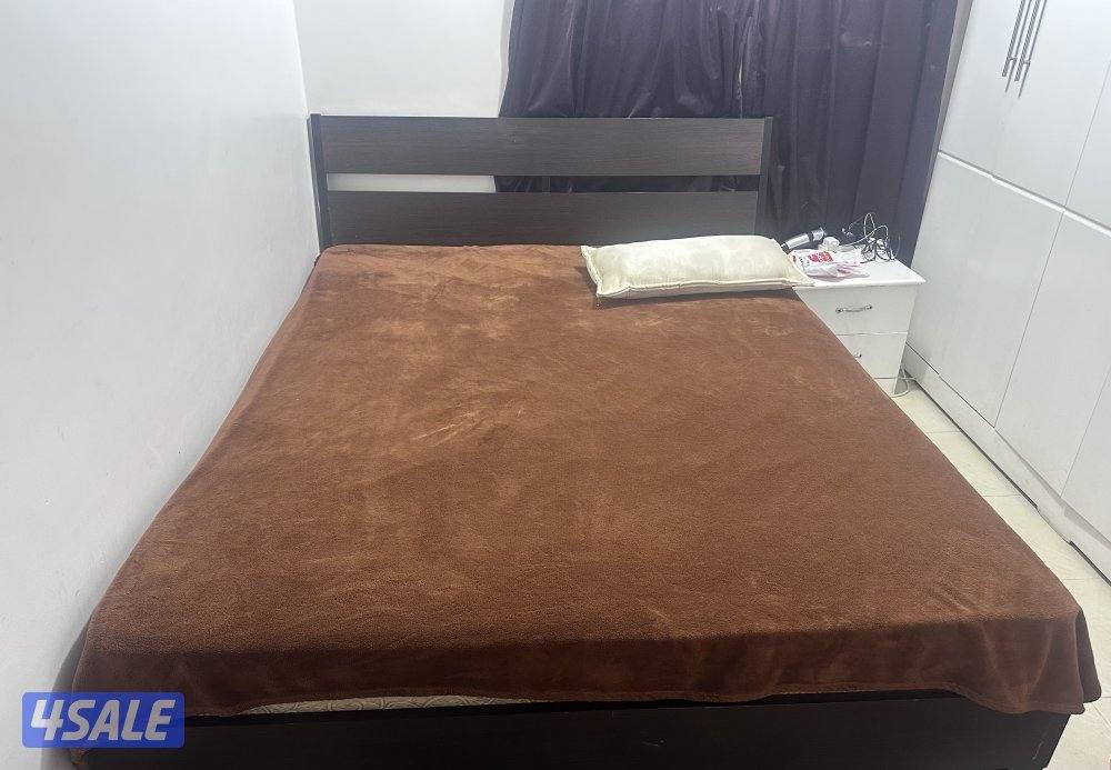 سرير ايكيا حالة ممتازة1