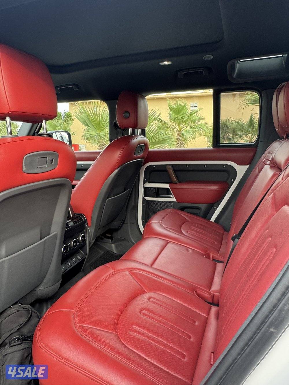 للبيع دفندر ١١٠ موديل ٢٠٢٢ v62