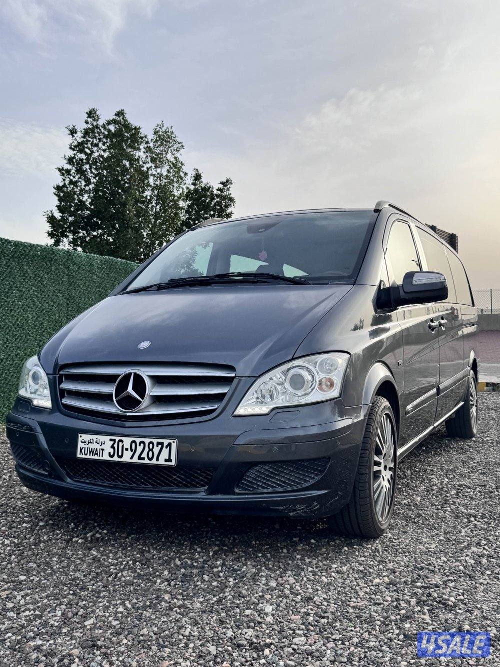 للبيع مرسيدس ڤيانو بحالة الوكاله 20150