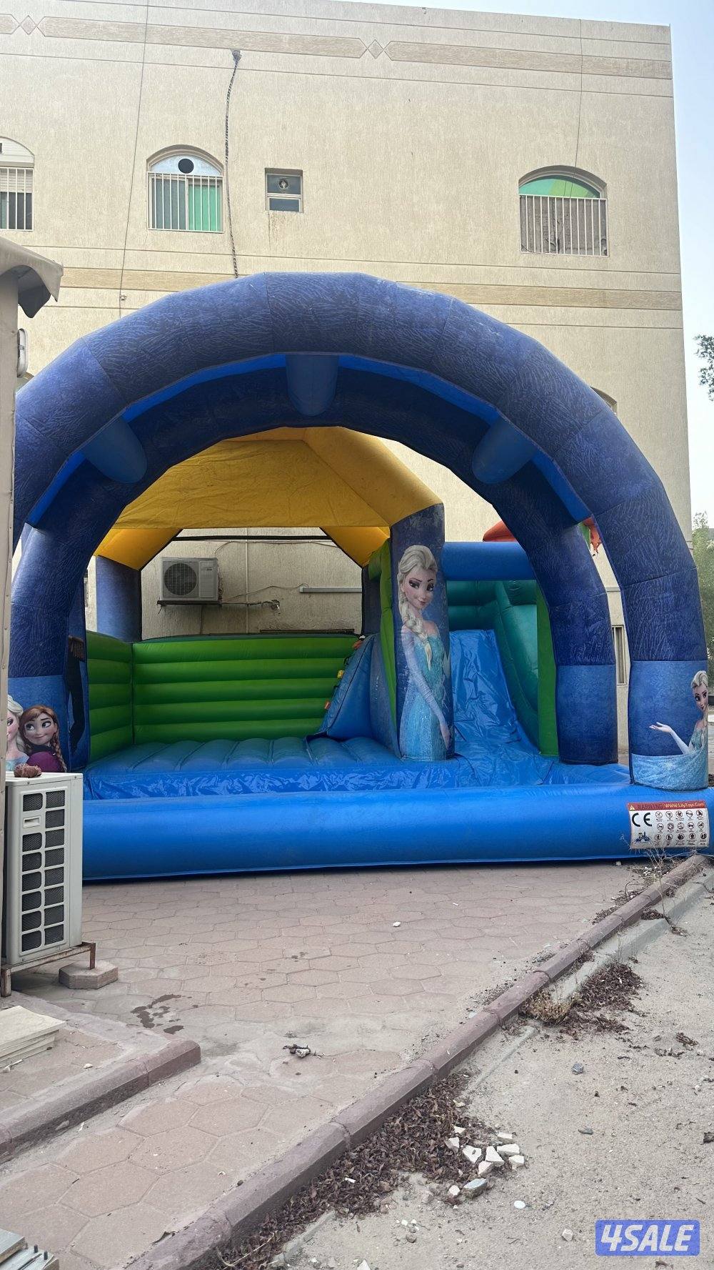 للبيع نطاطيه مائيه العدد 21