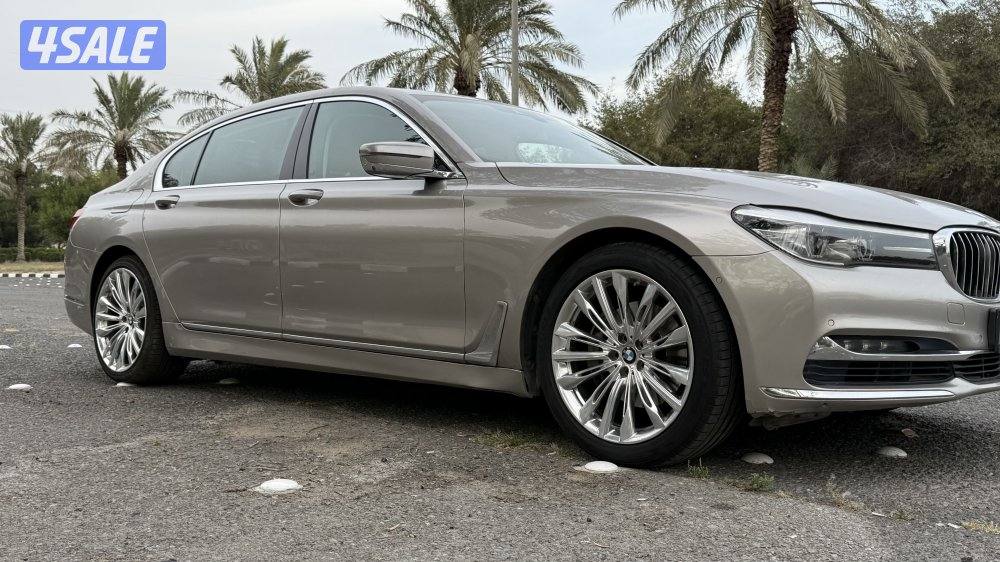 للجادين بيعة سريعة للبيع بي أم 740 موديل 2017 الغانم شرط الفحص9