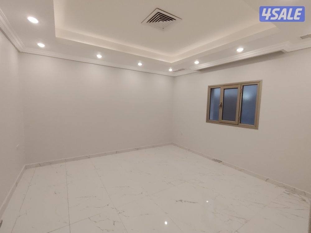 العقيله شقق 4غرف/3غرف تشطيب ديلوكس للايجار2