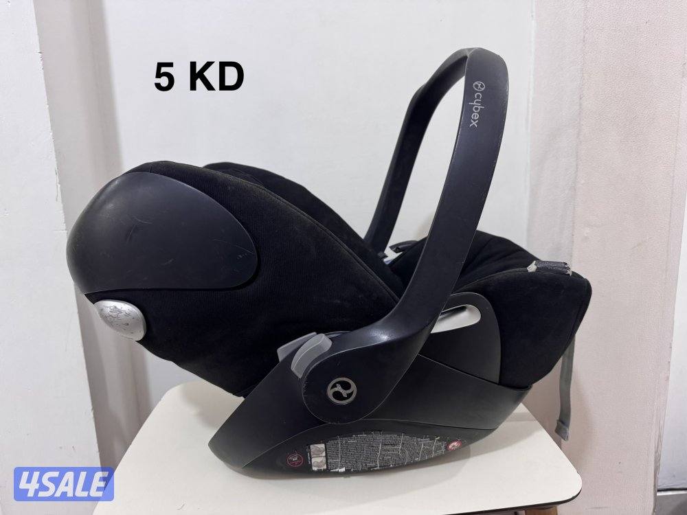 Car seat - TV - Oil Radiator - Swimming pool. What’s app massage only1