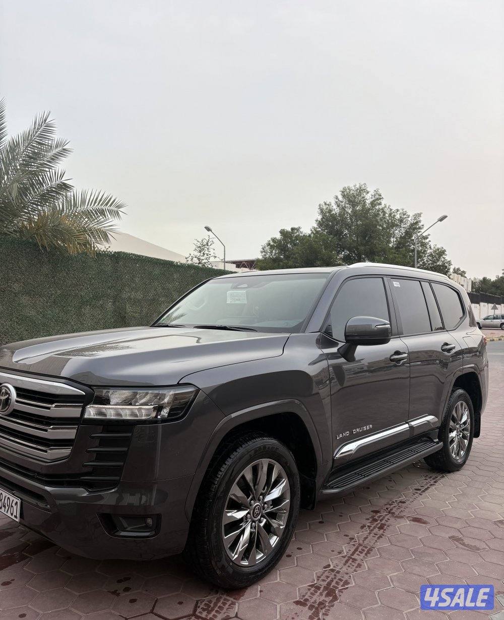 لا ندكروزر شبه أصفار ايرو0