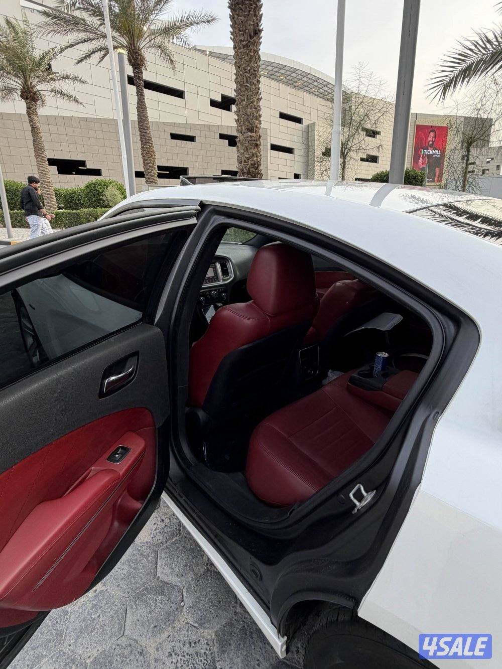 دودج شارجر كامل المواصفات ٢٠١٢6