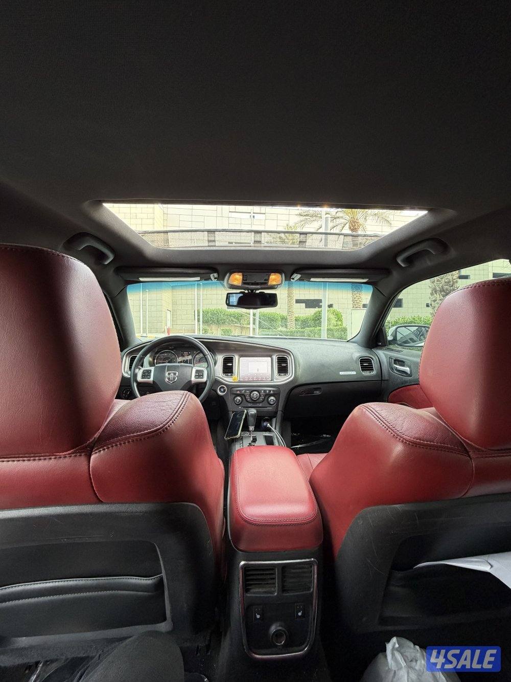 دودج شارجر كامل المواصفات ٢٠١٢7