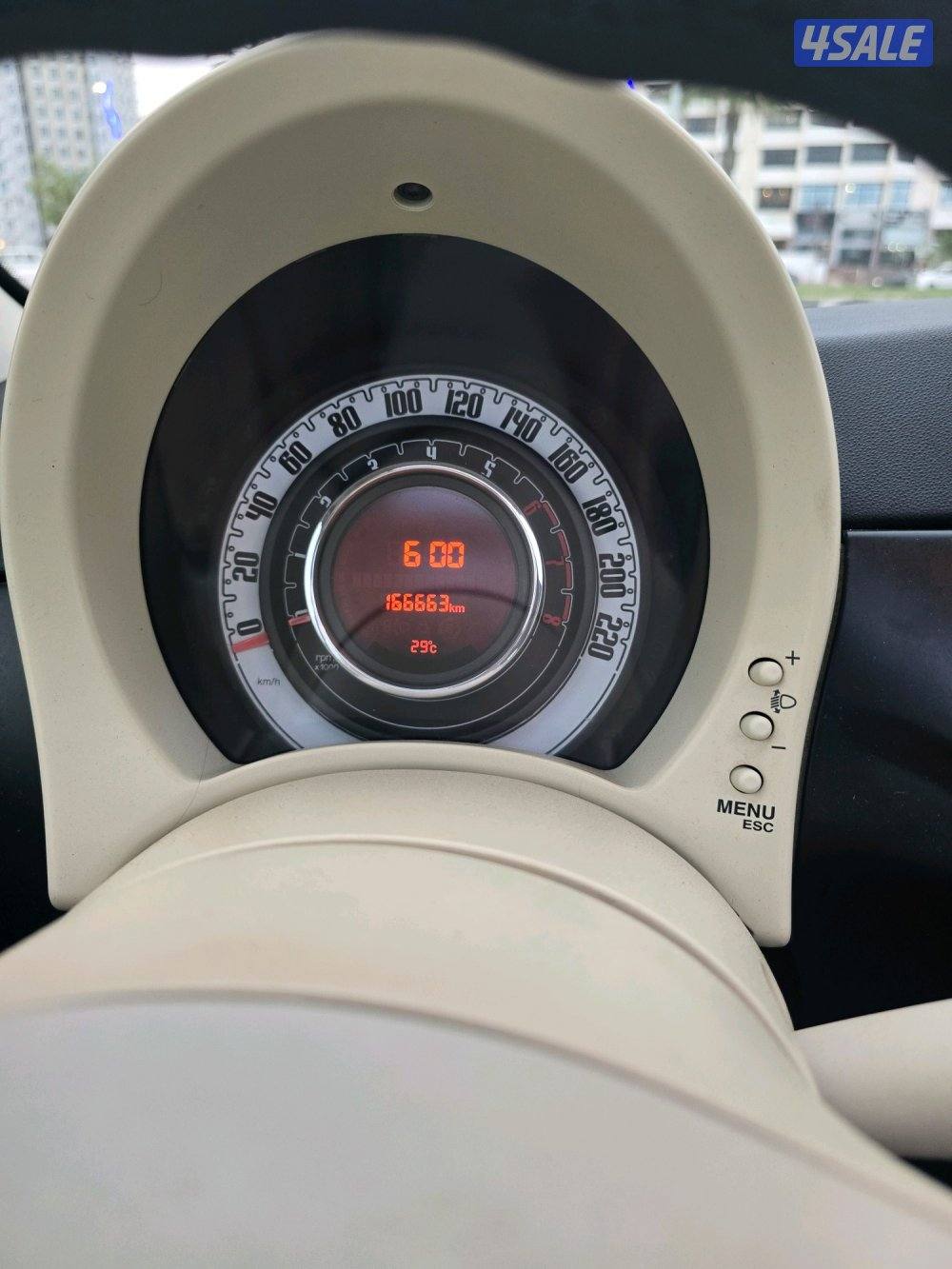 فيات 500 نسخة قوتشي (2013) - إصدار محدود - بيع2