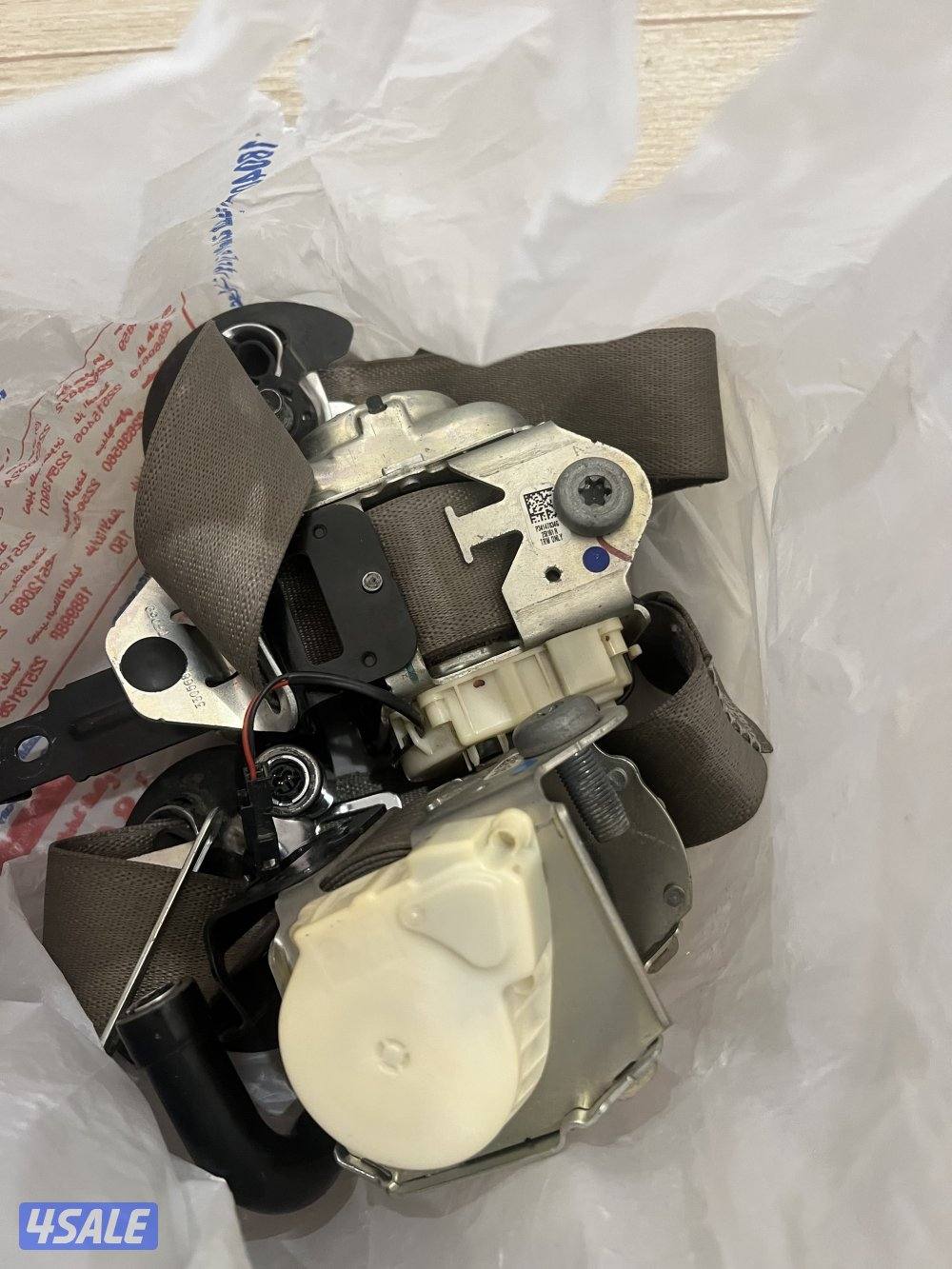 للبيع اغراض وانيت وتاهو ويوكن ٢٠١٤ الي٢٠١٨8