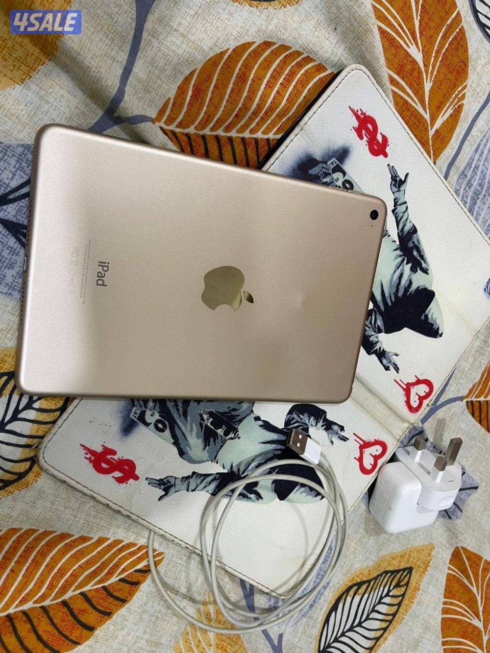 ايباد ميني 4 فور 128 قيقا مع الشاحن7