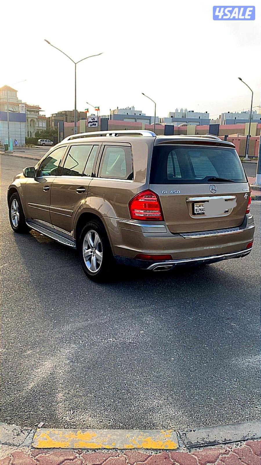 للبيع مرسيدس GL450 كامل المواصفات السياره حالتها ممتازه و شرط الفحص0