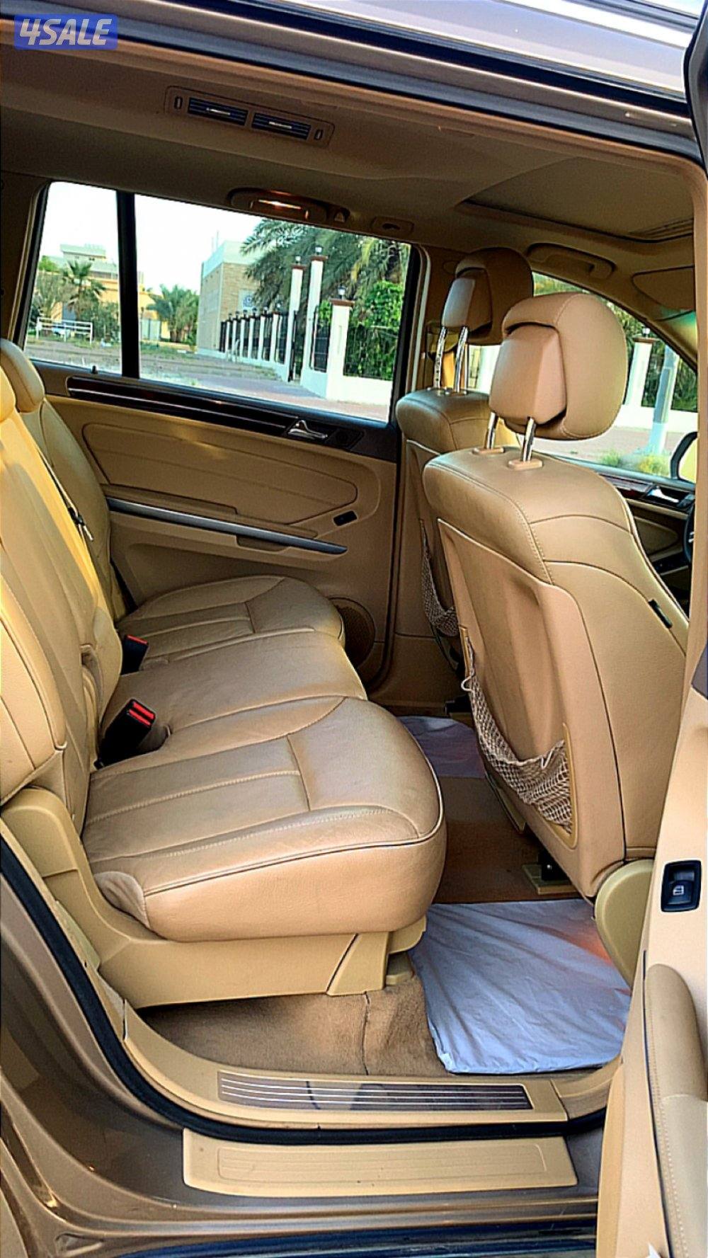 للبيع مرسيدس GL450 كامل المواصفات السياره حالتها ممتازه و شرط الفحص4