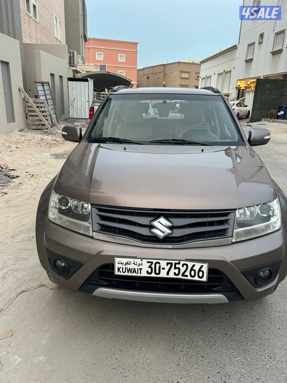 للبيع جيب زوزكي بحالة الوكالة ماشي 160 فقط0