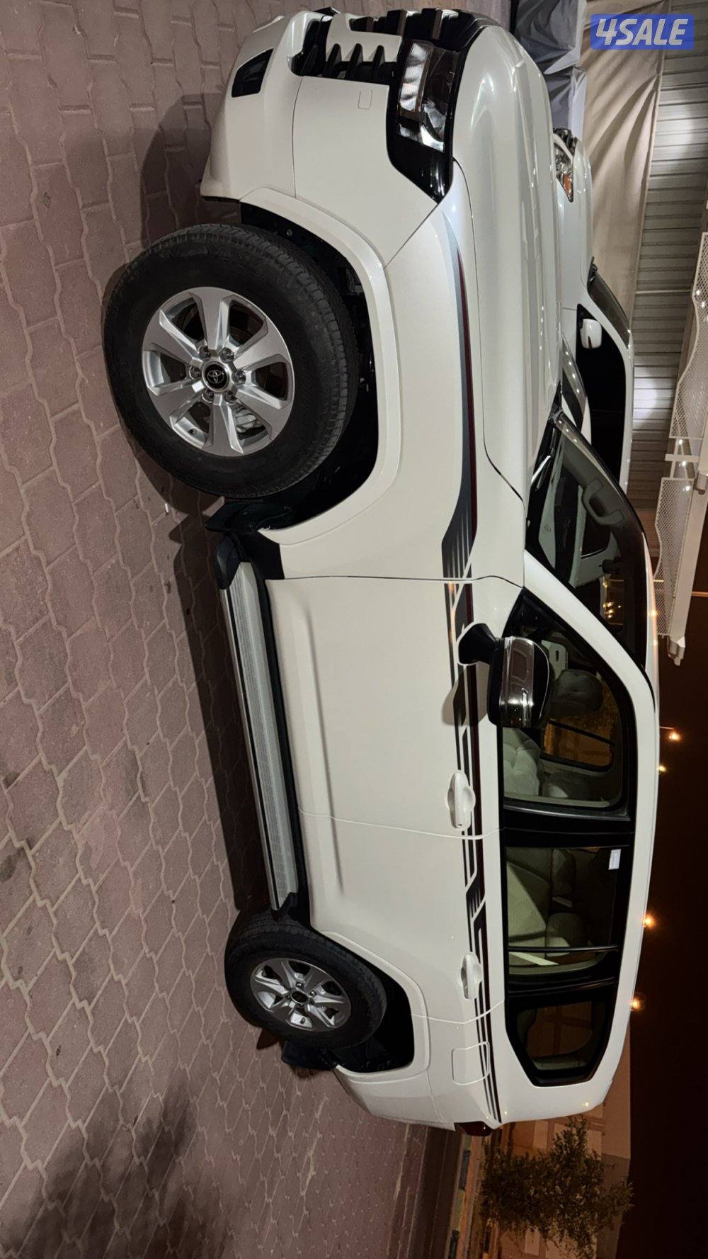 لاندكروزر 2023( ديزل ) تون توربو6