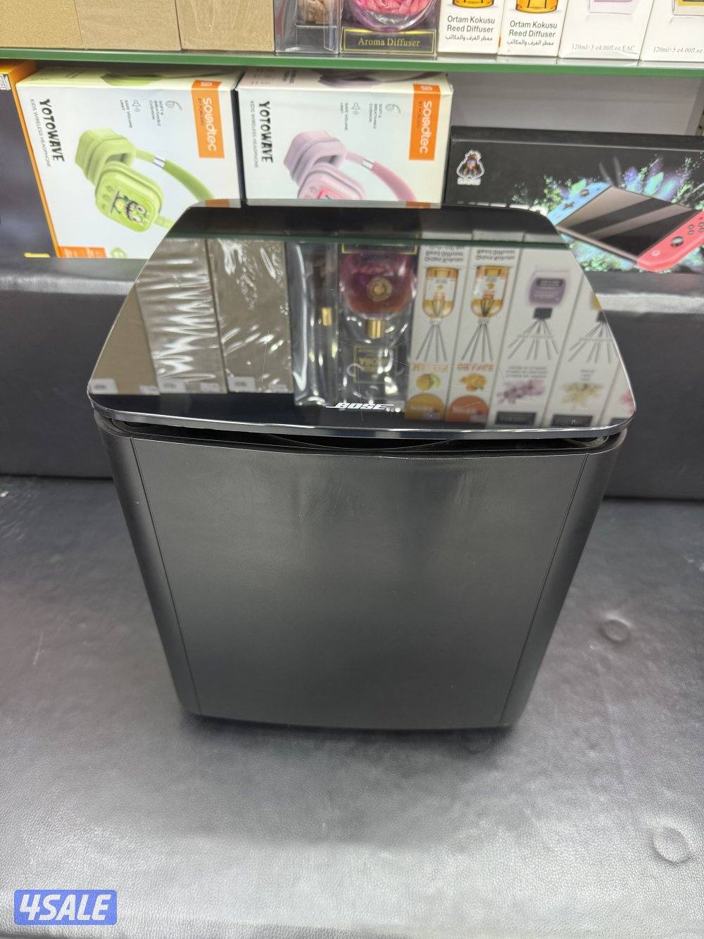 Bose SoundBar 700 with Bose Bass 7001