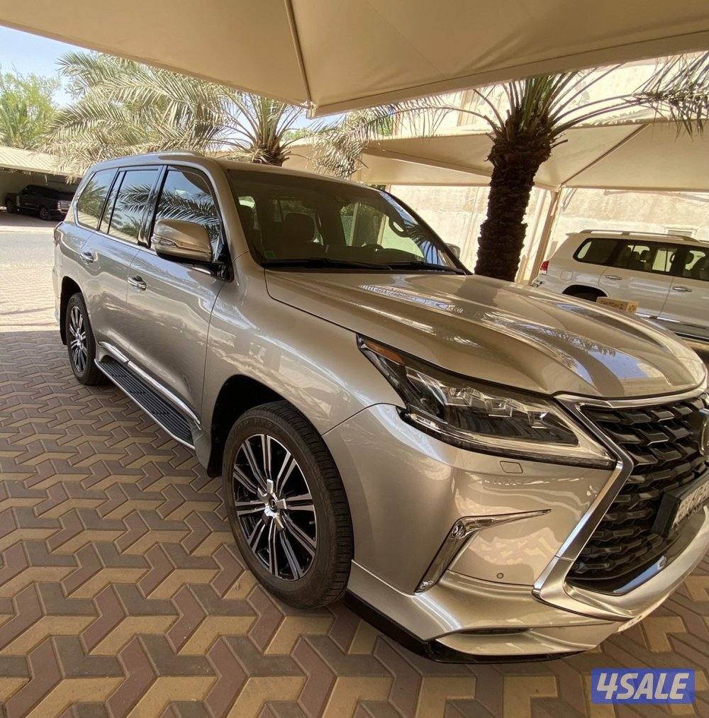 Lexus LX 570 Sport - مخزن0