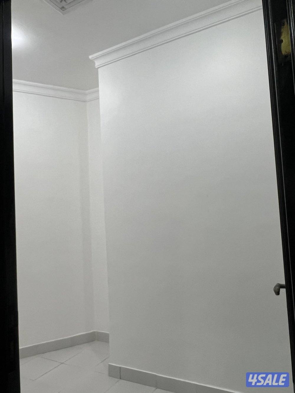 للإيجار شقه 3غرف+غرفةمخزن/صاله/2حمام/مطبخ/سنترال ستلايت سخان مركزي/شتر1