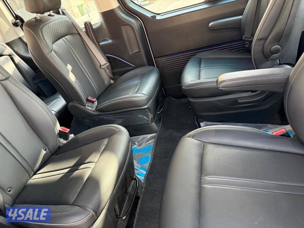 للبيع ستاريا موديل 2023 عداد44863 صبغ الوكاله ماعدا قطعه واحده2