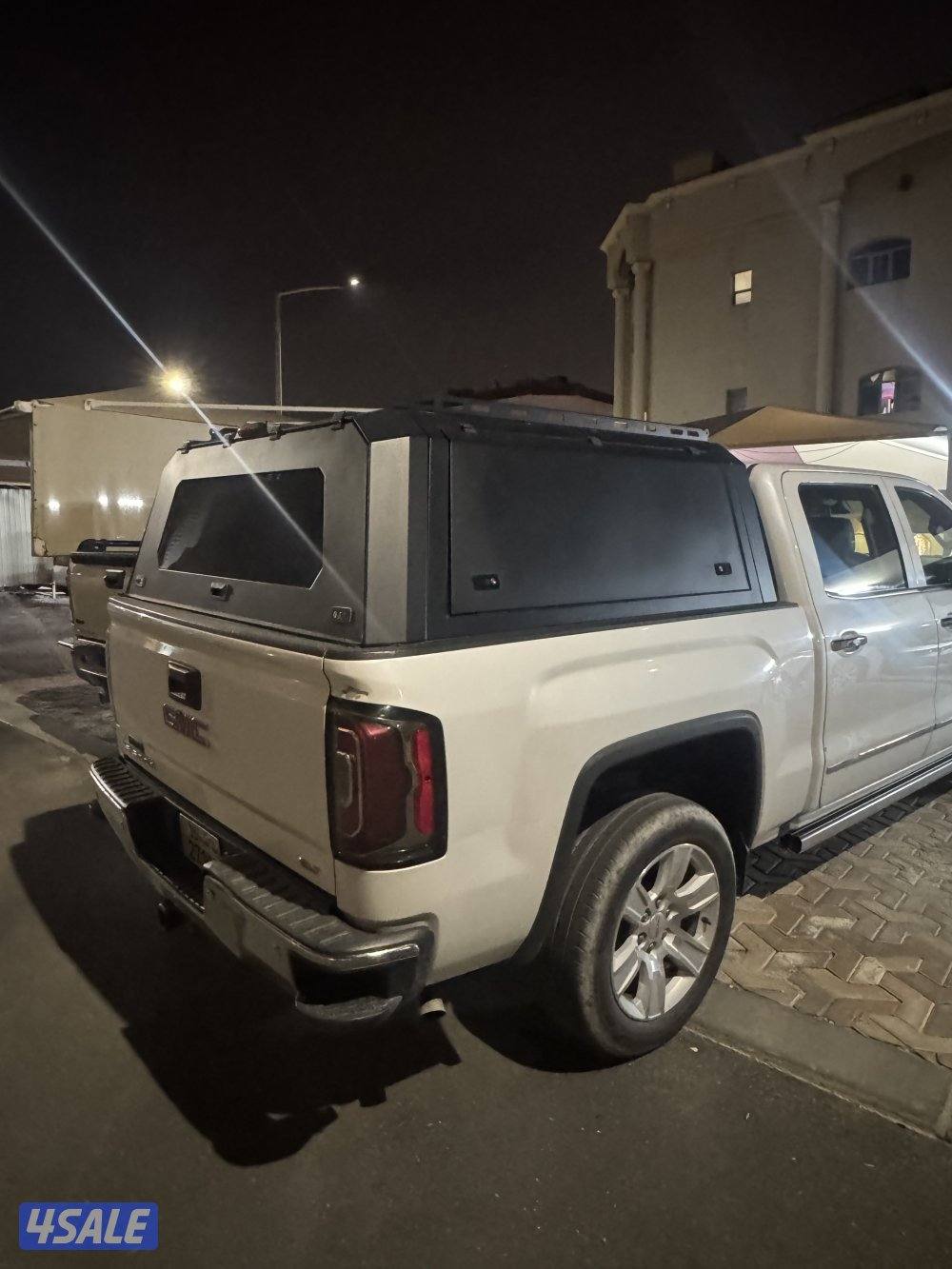 كانوبي جمس0