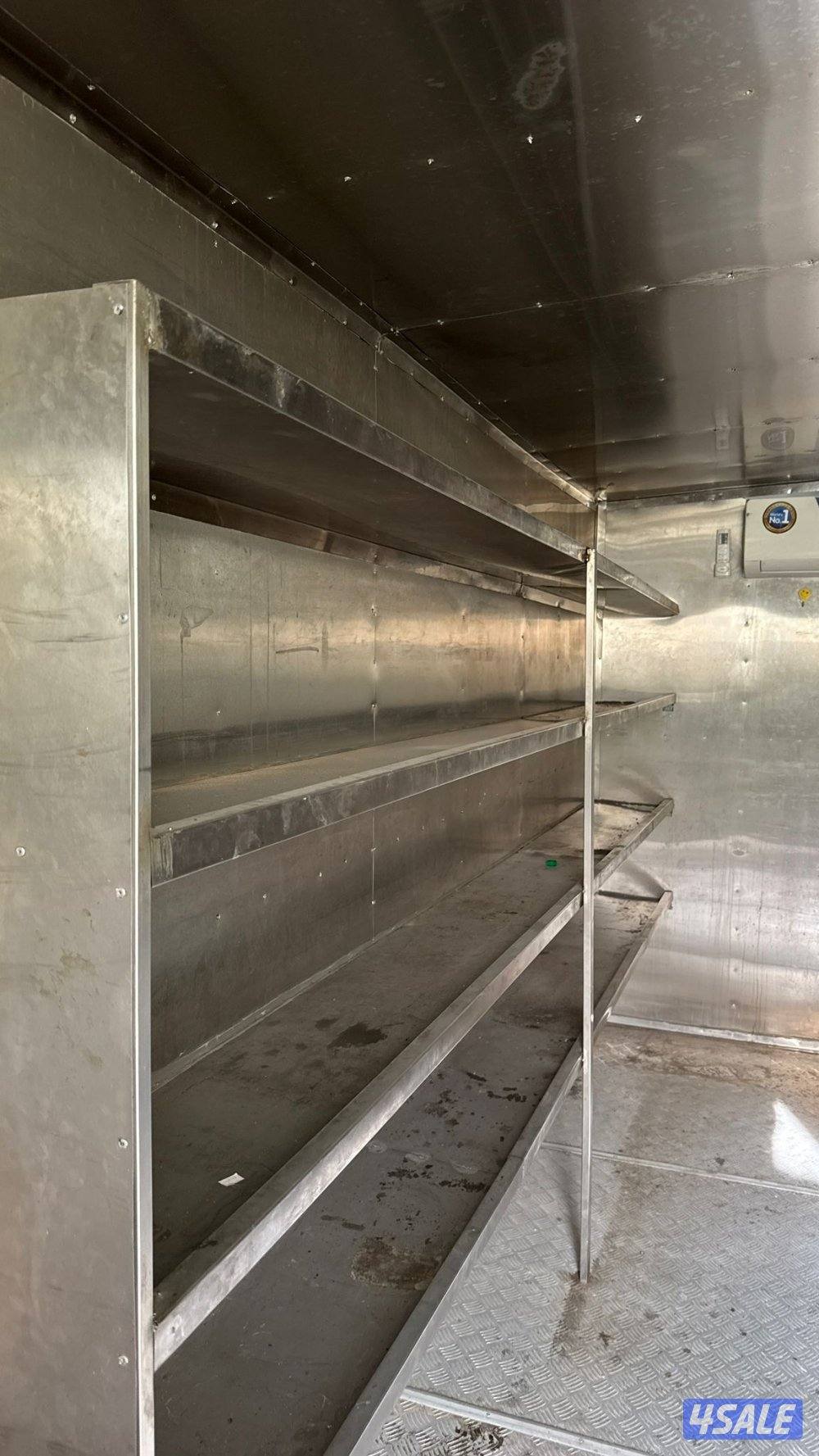 للبيع ميتسوبيشي موديل ٢٠١٧ عداد ١٦٠٠ مو ماشيه7