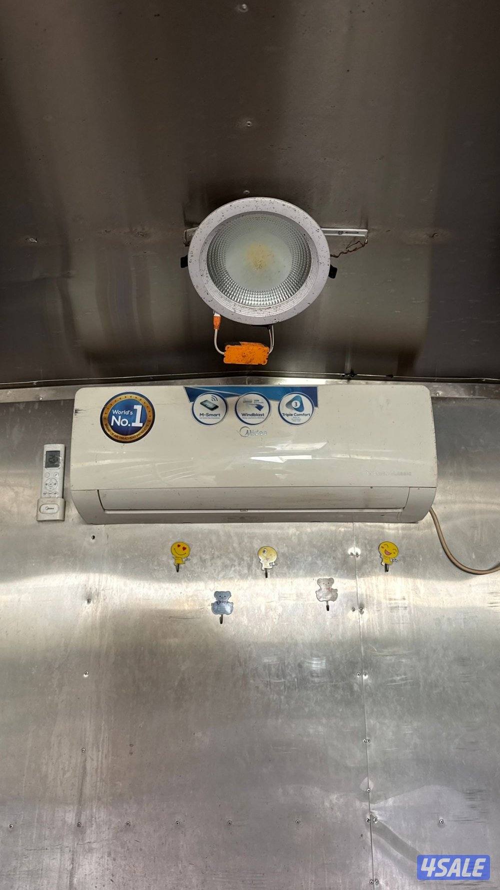 للبيع ميتسوبيشي موديل ٢٠١٧ عداد ١٦٠٠ مو ماشيه10