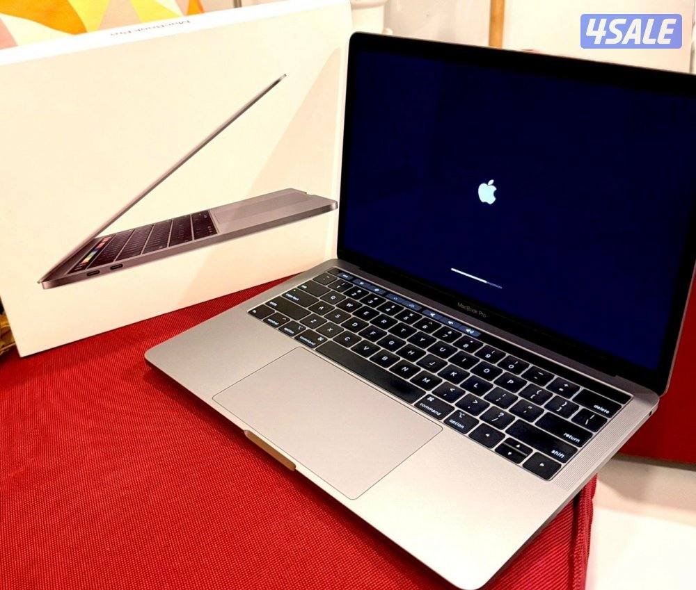 MacBook Pro with Touch Bar, excellent condition, 13.3”, 8GB Ram,256gb0