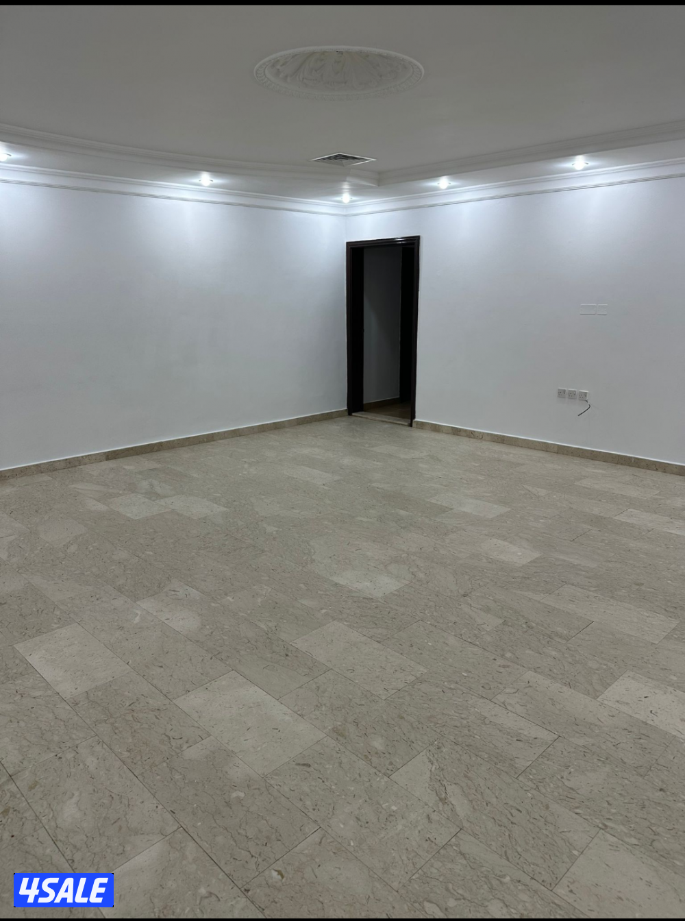 للإيجار دور أرضي بسلوى2