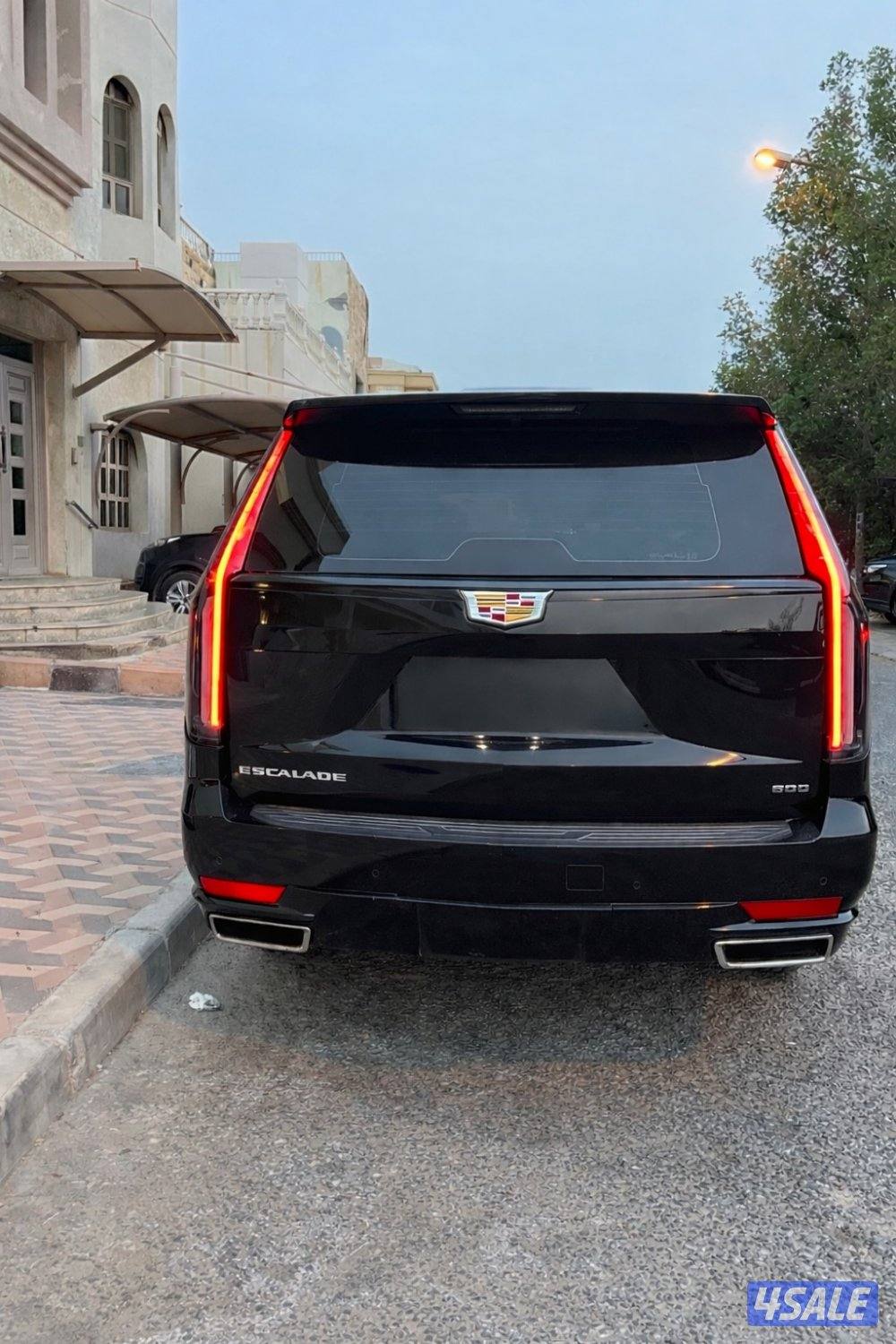 كاديلاك اسكاليد نظيفة جداً للبيع شرط الفحص4